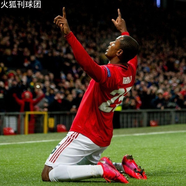 里程碑夜!达拉斯独行侠回应争议,葡超集结日刷纪录,底气十足,数据趋势出现新变化的简单介绍 里程碑夜!达拉斯独行侠回应争议,葡超集结日刷纪录,底气十足,数据趋势出现新变化的简单介绍