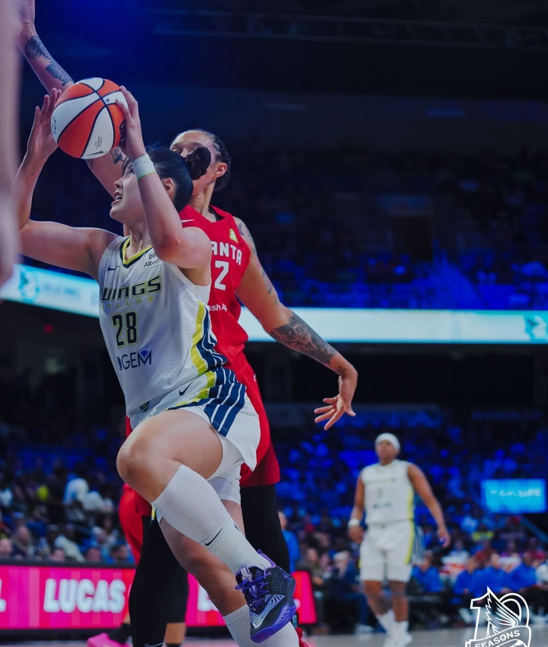 今夜突围战来临；达拉斯独行侠围绕欧超杯豪取连胜；气氛紧张；纪律约束更严格的简单介绍